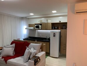 TV - Spectacular loft ideal for couples - close to Rock in Rio and concert arenas.  (Rio de Janeiro)