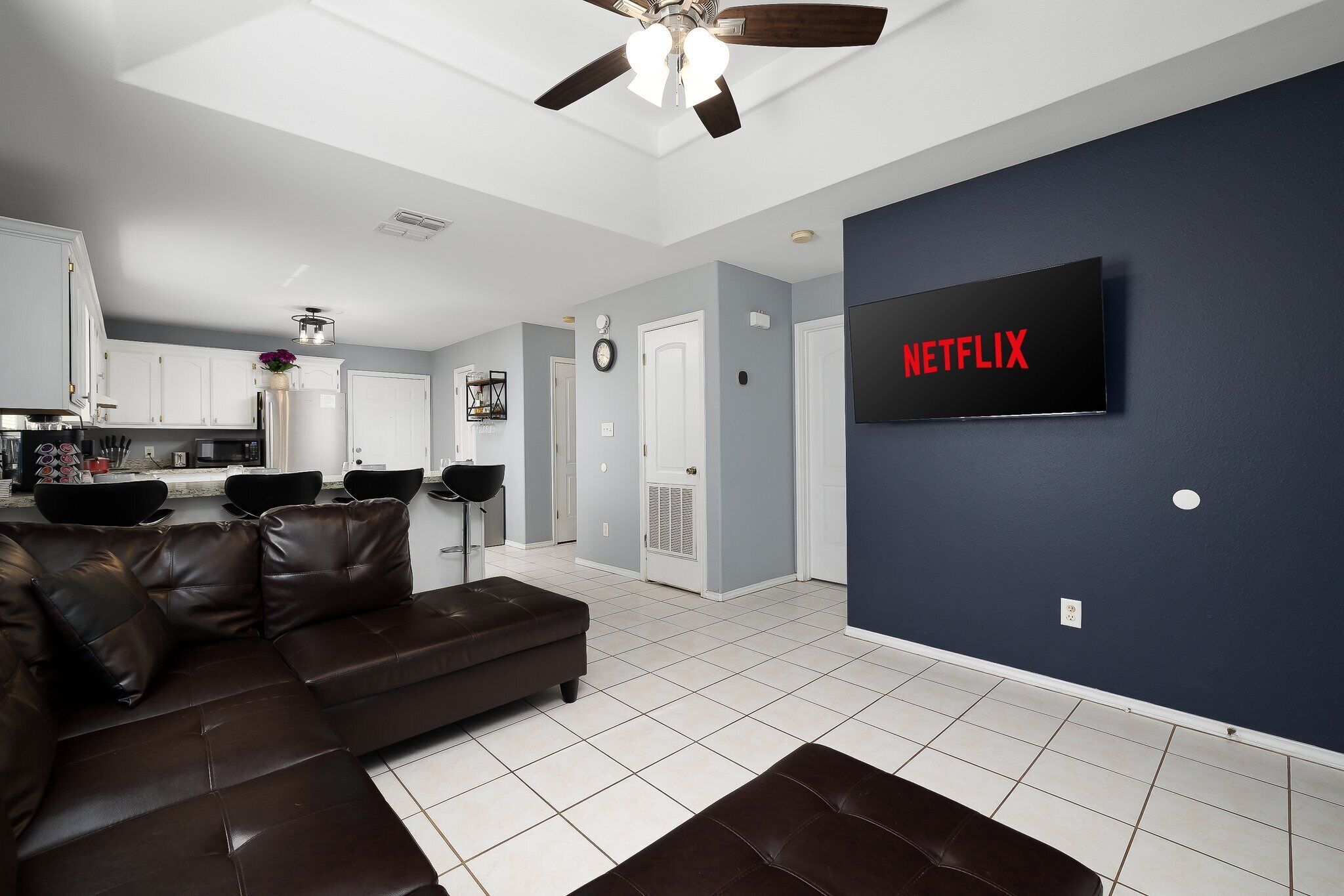 Cozy and Spacious Home ! -5min to DHR