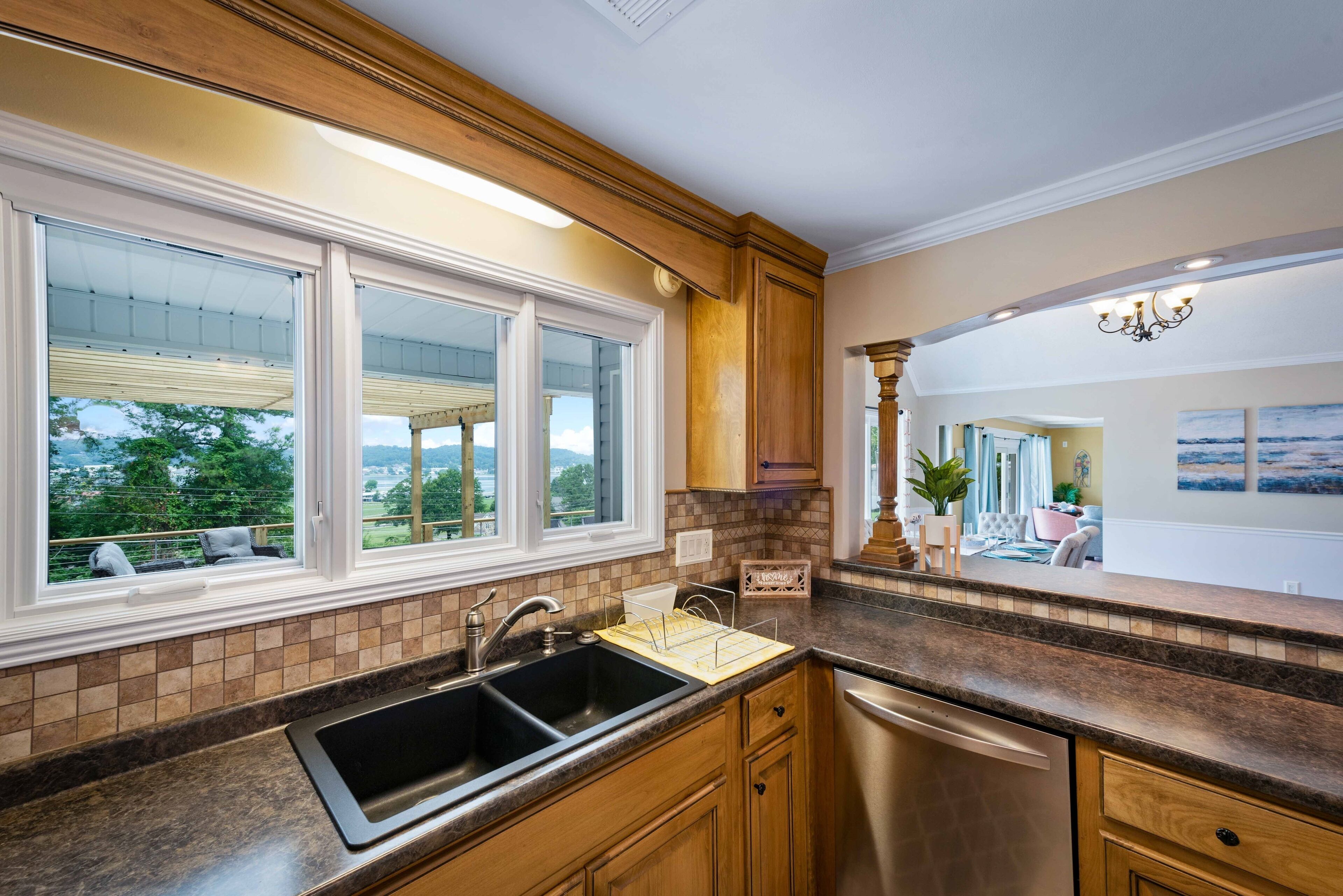 Spectacular Lake Views ~ Minutes from Everything ~ Family Sized