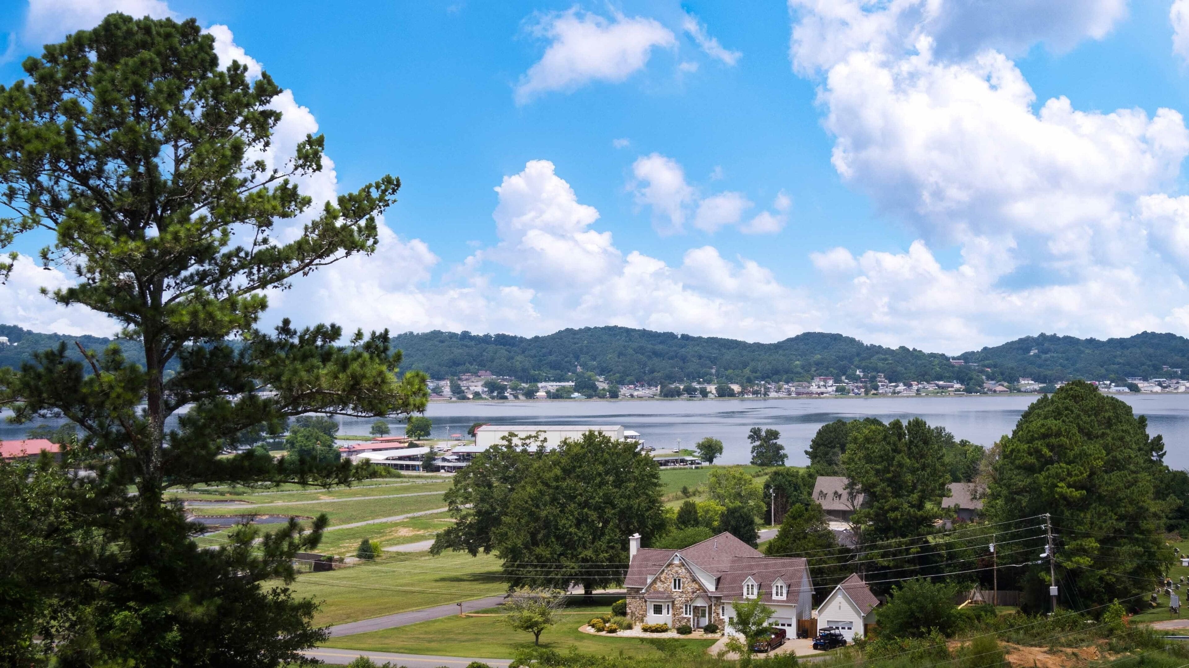 Spectacular Lake Views ~ Minutes from Everything ~ Family Sized