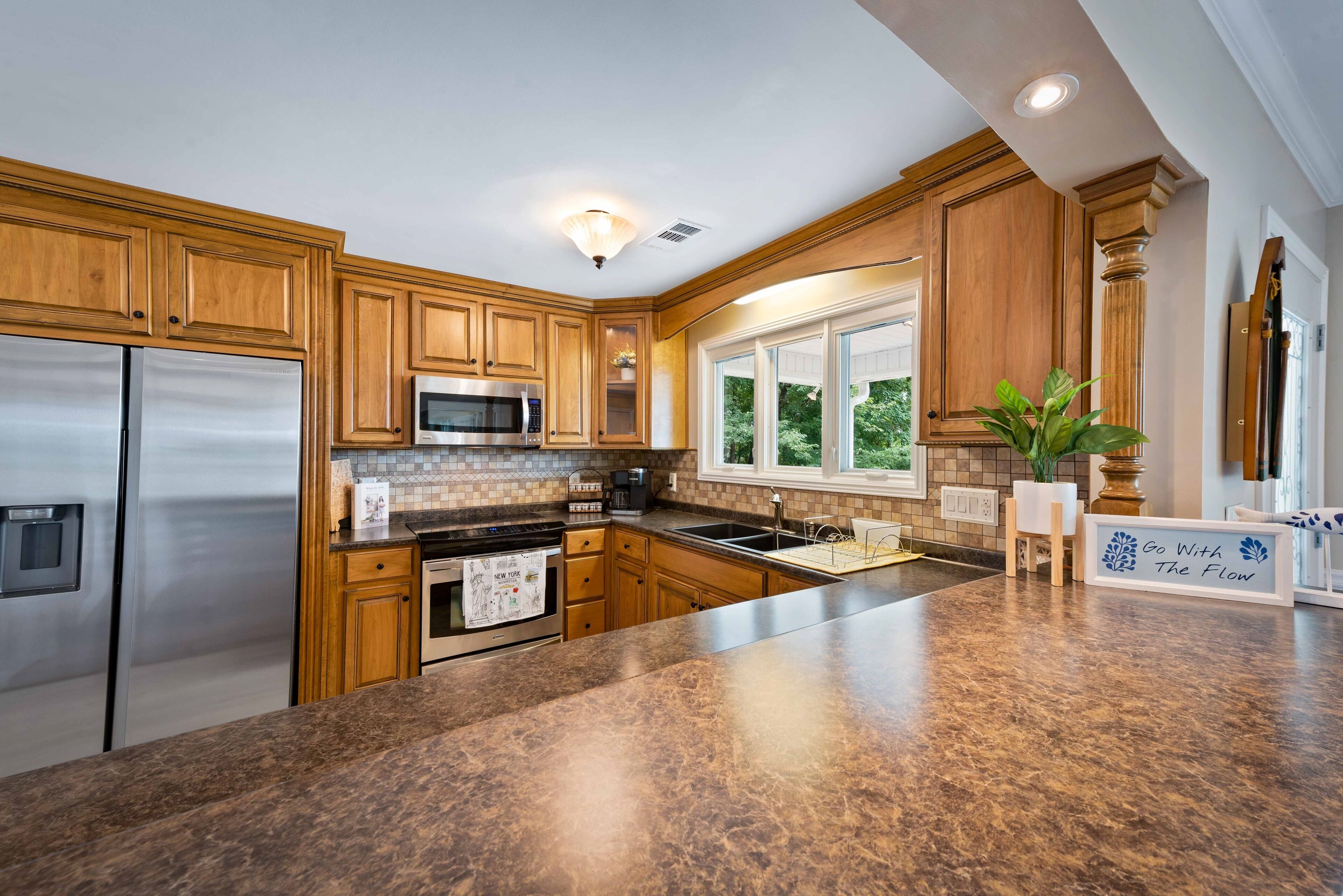 Spectacular Lake Views ~ Minutes from Everything ~ Family Sized