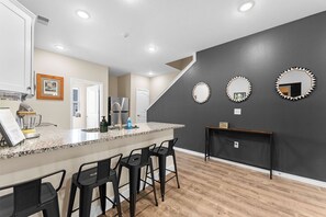 Interior - Poolside 4 Bedroom + Game Room. Near SDC & Strip! (Branson)