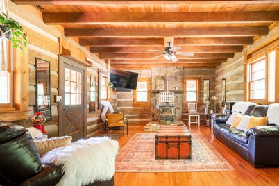 Stunning Boho Log Cabin Country Retreat with Pool
