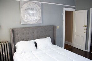 3 chambres, fer et planche à repasser, Wi-Fi gratuit, draps fournis