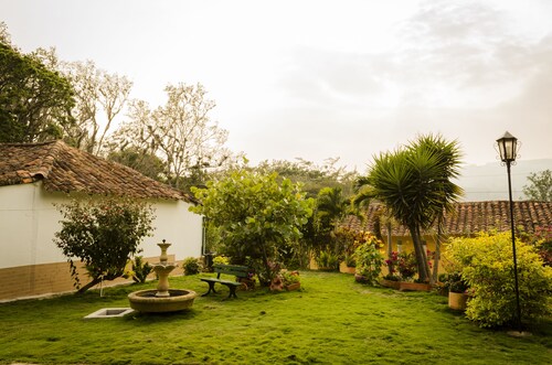 San Gil country cabins, via Barichara. We welcome pets!