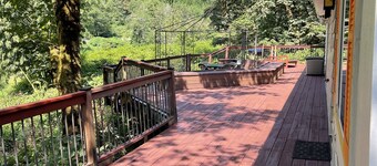 Spectacular Siuslaw River Views