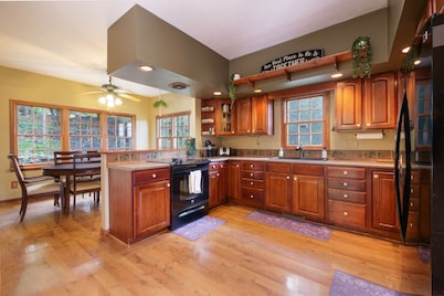 Lake View Manor on Tappan Lake