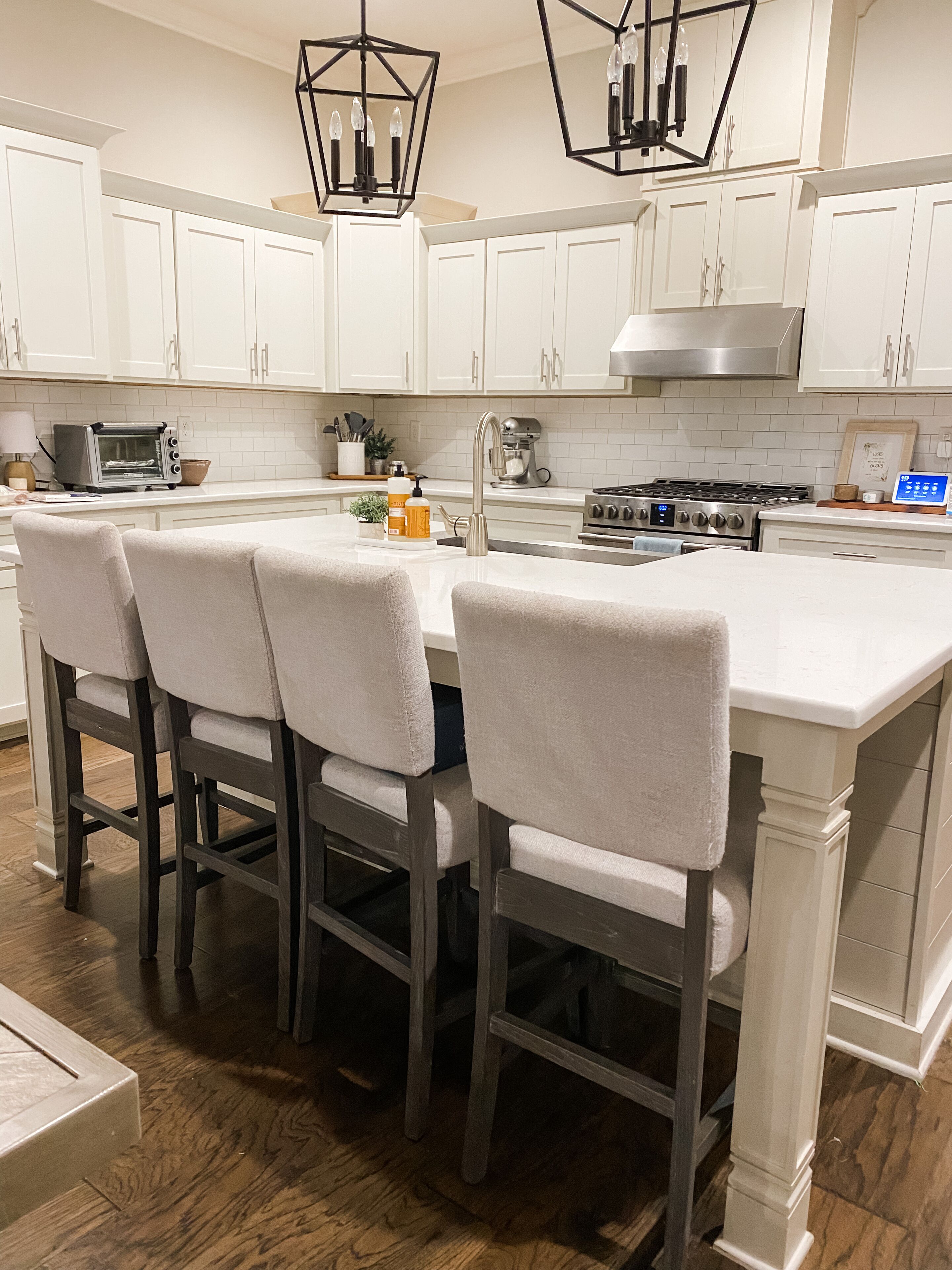 Close to the square and the stadium!