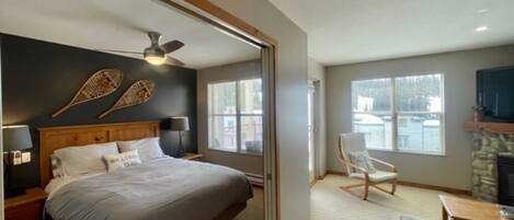 2 bedrooms, free WiFi, bed sheets, wheelchair access