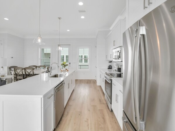 Private kitchen - Coastal beach cottage steps away from the white sand beaches!  (Gulf Shores)