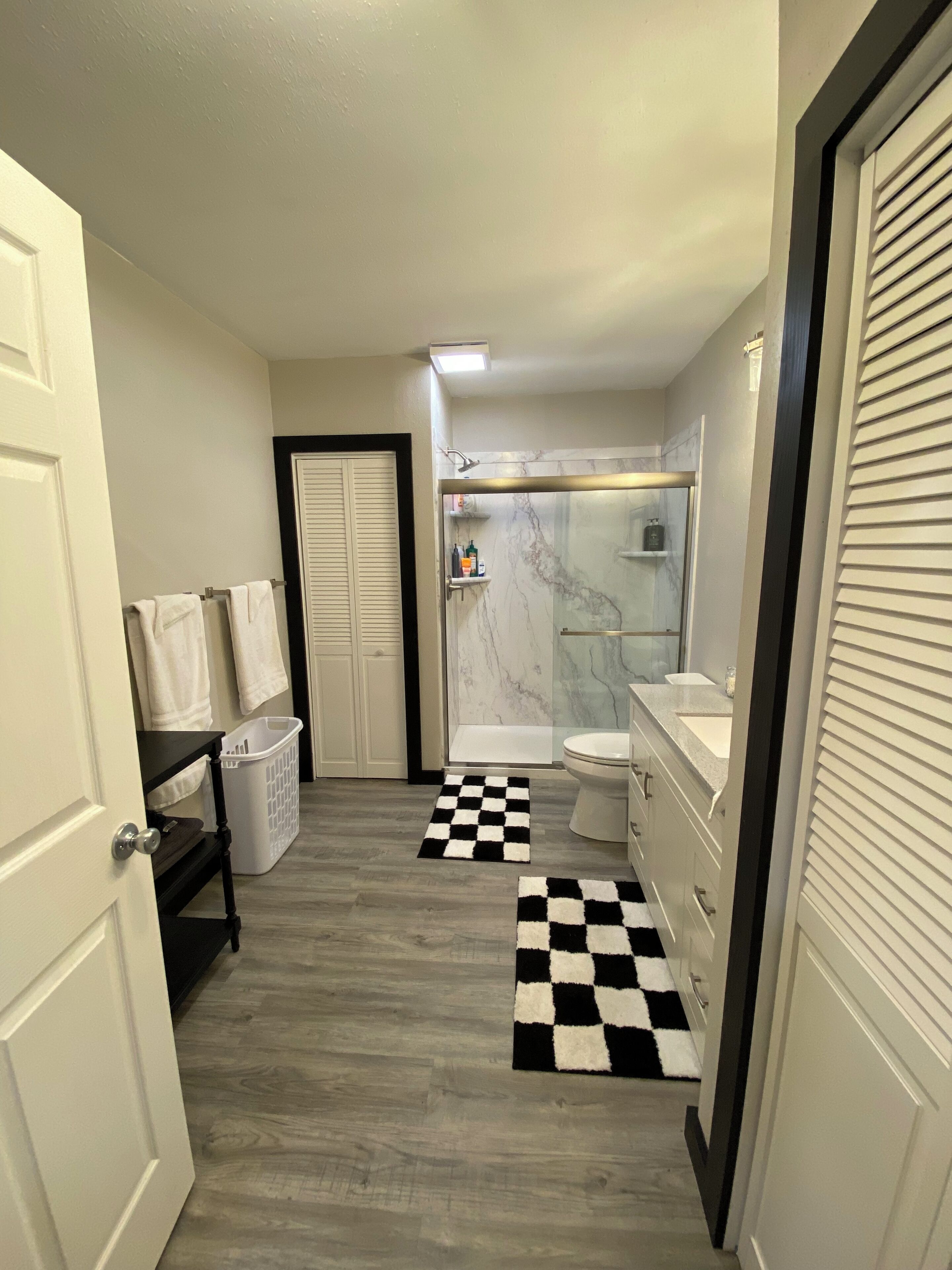 Shower, towels, soap, toilet paper