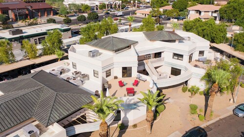 Ivory I By Avantstay Modern Home w/ Stunning Views Close To Old Town