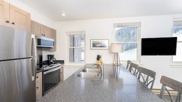 Apartment (1 Bedroom) | Interior