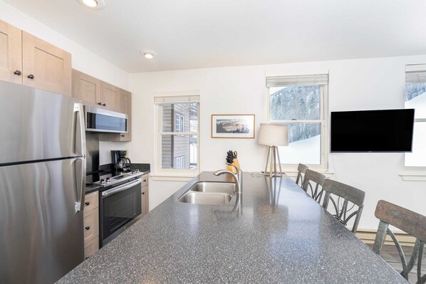 Apartment (1 Bedroom) | Interior