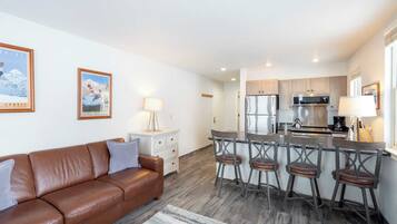 Apartment (1 Bedroom) | Interior