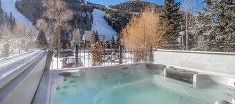 Telluride Lodge 405 โดย Avantstay ใกล้เขาลาดสกีและเมือง!