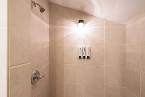 House (2 Bedrooms) | Interior - Telluride Lodge 405 by Avantstay Close to Slopes & Town! (Telluride)