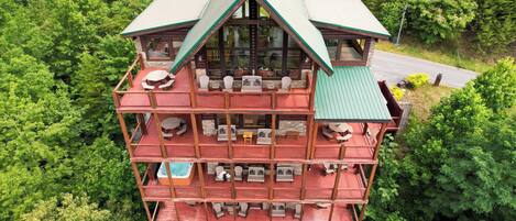 House (Multiple Bedrooms) | Front of property