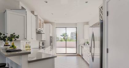 Ivory II By Avantstay Gorgeous Spacious Home w/ Views Close To Old Town