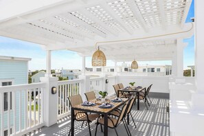 House (6 Bedrooms) | Interior