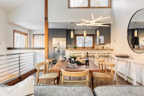 Interior - Pandora by Avantstay Modern Mountain Escape in Great Location @ Entrance of Bear Creek Trail (Telluride)