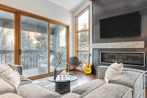 House (3 Bedrooms) | Interior - Pandora by Avantstay Modern Mountain Escape in Great Location @ Entrance of Bear Creek Trail (Telluride)