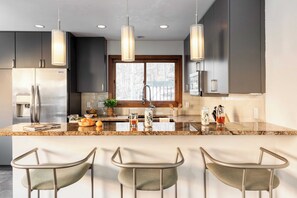 Interior - Pandora by Avantstay Modern Mountain Escape in Great Location @ Entrance of Bear Creek Trail (Telluride)