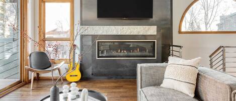 House (3 Bedrooms) | Front of property