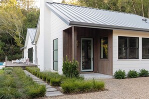 Villa (4 Bedrooms) | Interior - Syrah by Avantstay Hilltop Haven in Sonoma Private Pool + Patio (Sonoma)
