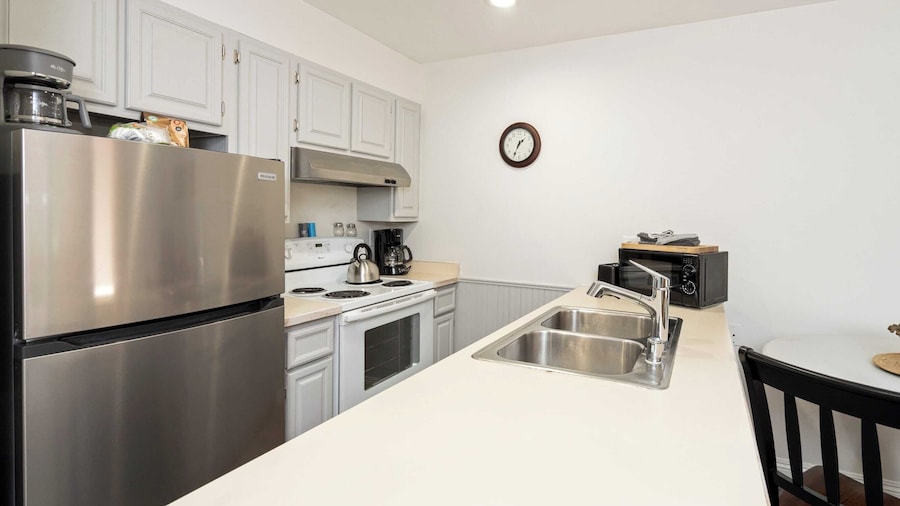 Etta Place 5 by Avantstay Ski In/ Ski Out Unit w/ Views of the Valley!