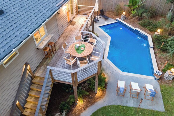 บ้านพัก (4 Bedrooms) | ด้านหน้าที่พัก