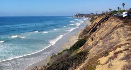 Hamilton I & II by Avantstay Modern 6 BDR w/ Spa & Rooftop Patio