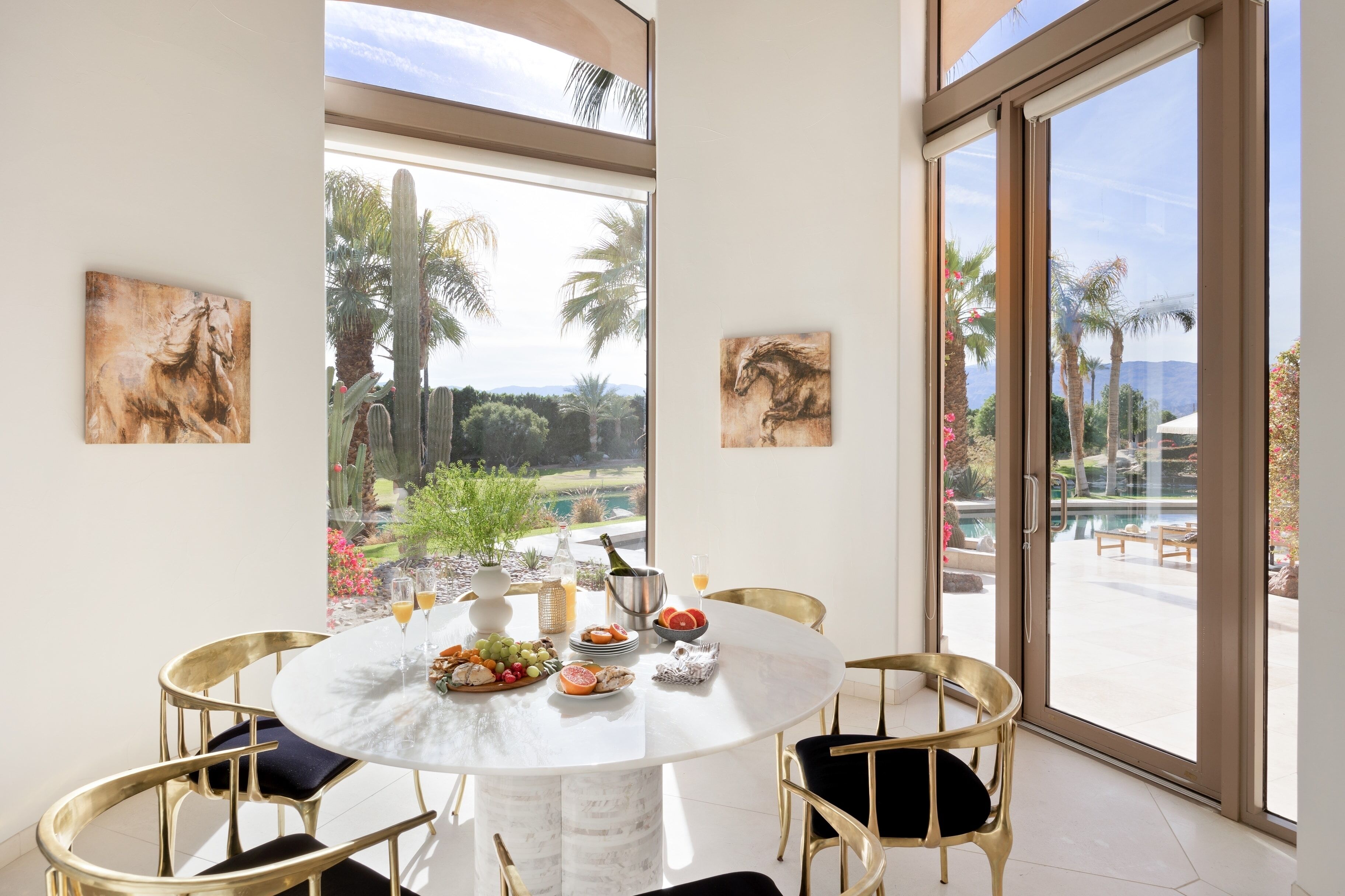 Mirabella by Avantstay Private Lake + Kayaks & Paddle Boating!