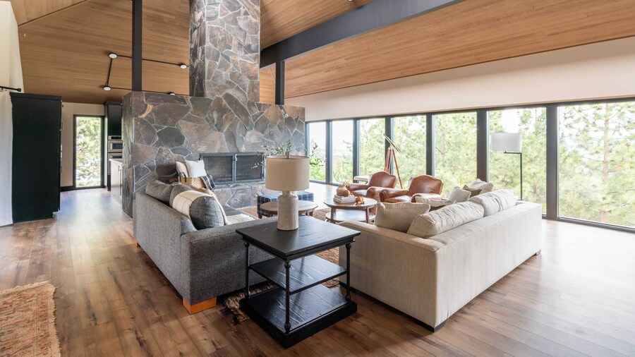 Big Sky by Avantstay Beautiful Mountain Home w/ Great Views!