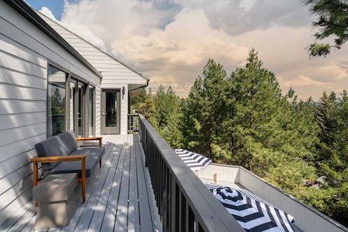 Big Sky by Avantstay Beautiful Mountain Home w/ Great Views!