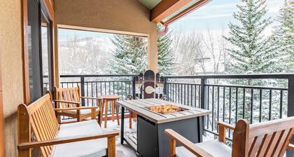 Cloud 9 by Avantstay Located at the Base of Vail Ski Resort w/ Community Pool & Hot Tub