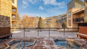 Interior - Cloud 9 by Avantstay Located at the Base of Vail Ski Resort w/ Community Pool & Hot Tub (Vail)