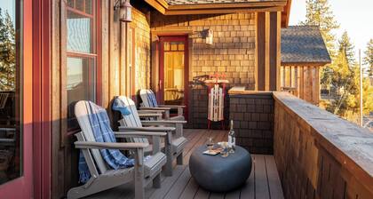 Atkinson by Avantstay Lake Front Home w/ Stunning Views in Tahoe Vista!