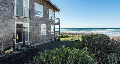 Blue Starfish by Avantstay Ocean Views & Direct Cannon Beach Access