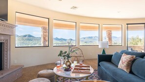 Rumah (6 Bedrooms) | Interior