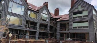 Etta Place Too 103 by Avantstay Close to Town & The Slopes! In Complex w/ Communal Pool & Hot Tub