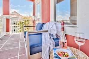 Interior - Coral By Avantstay Gorgeous Three Story Home w/ Two Balconies (Destin)