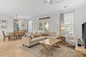 House (6 Bedrooms) | Interior