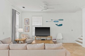 Rumah (6 Bedrooms) | Interior
