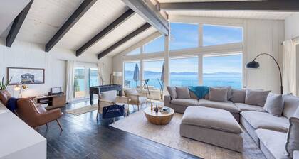 Lakeview by Avantstay Private Waterfront Cabin on Lake Tahoe w/ Hot Tub & Views