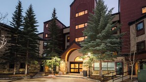 Interior - Rocker by Avantstay Gorgeous Ski-in Ski-out Cabin in Heart of Breck (Breckenridge)