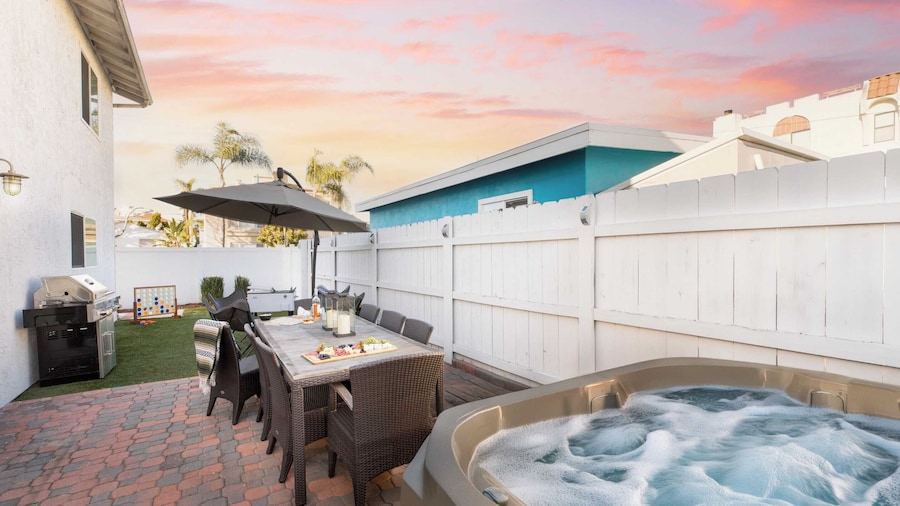 Indigo By Avantstay Sleek & Charming Home 2 Blks From Bay w/ Hot Tub!