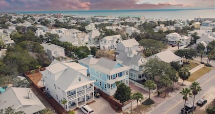 Blue Jay By Avantstay Spectacular Destin Oasis w/ Pool Walking Distance to Beach