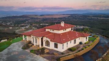 Vila (6 Bedrooms) | Interior