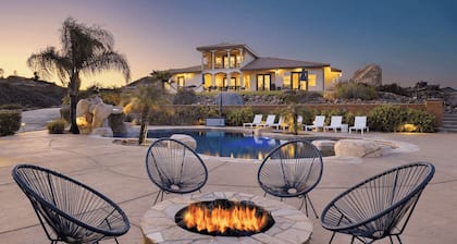 Colina by Avantstay Secluded Mountain Top Oasis w/ Pool, Hot Tub & Putting Green!